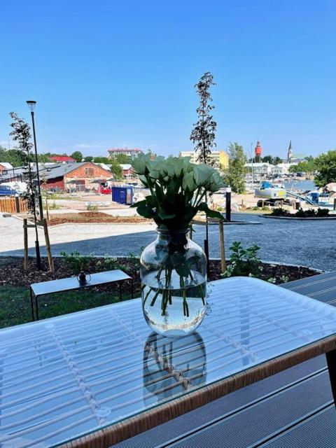 Hanko, Laituri B4, Itaesatama Экстерьер фото